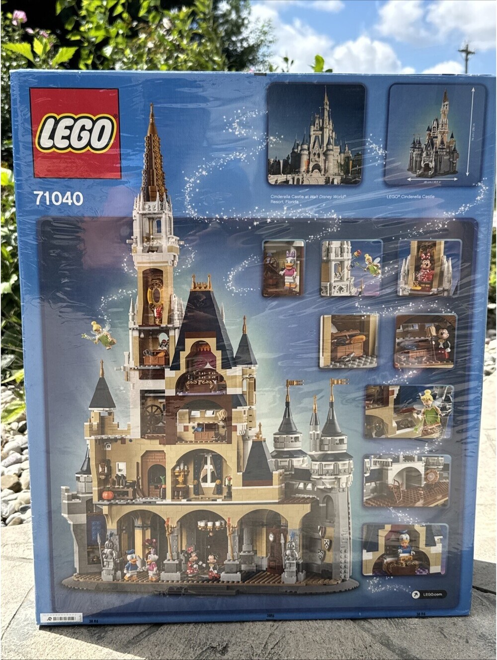 LEGO 71040 Disney Castle 4080 Pieces Magic Kingdom Sealed 2016 - 5 Minifigs New